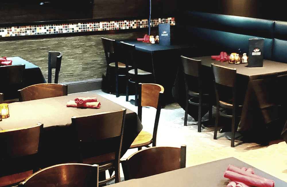 Host Your Event at Pizza Lucé!